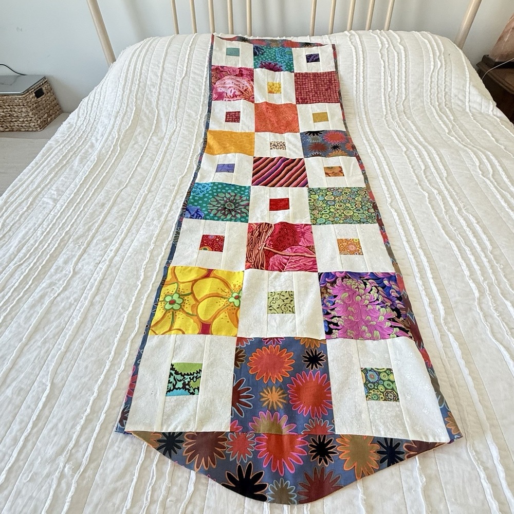 Hand‎ Made Quilted Table Runner Bright Festive Cottage Spring Hostess 18.5x60"